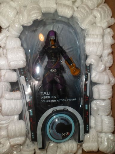 Mass Effect 3 - Tali'Zorah Action Figure - обзор